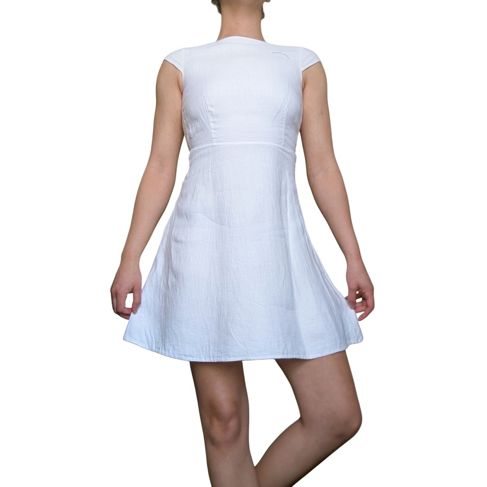Theory Classic French Chic Boat Neck Short Sleeve Flattering Fit Flare Dress